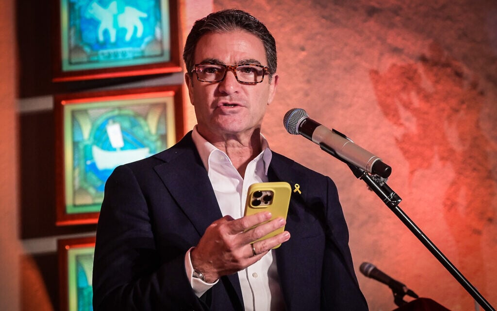 Ex-Mossad chief Yossi Cohen said considering forming new party before next election