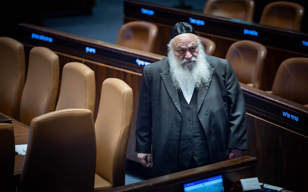 Haredim weigh dissolving Knesset over failure to pass draft exemption bill