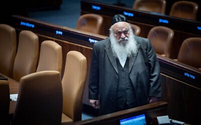 United Torah Judaism chairman Yitzchak Goldknopf in the Knesset plenum, May 13, 2025. (Yonatan Sindel/Flash90)