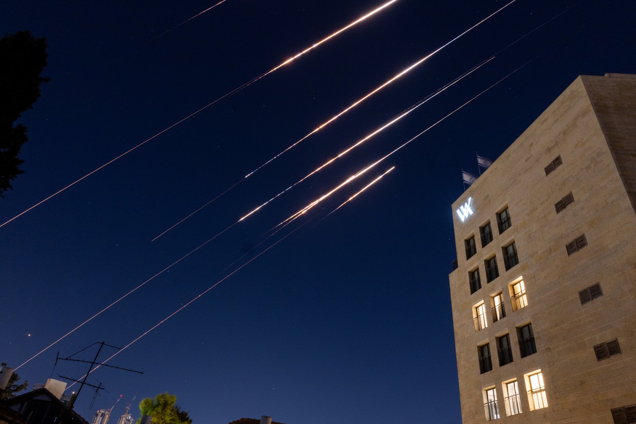 Iranian Missile Strikes Weizmann Institute, Damages Israeli Science Labs