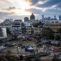 The scene where a ballistic missile fired from Iran hit and caused damage in Tel Aviv, June 16, 2025. (Erik Marmor/Flash90)