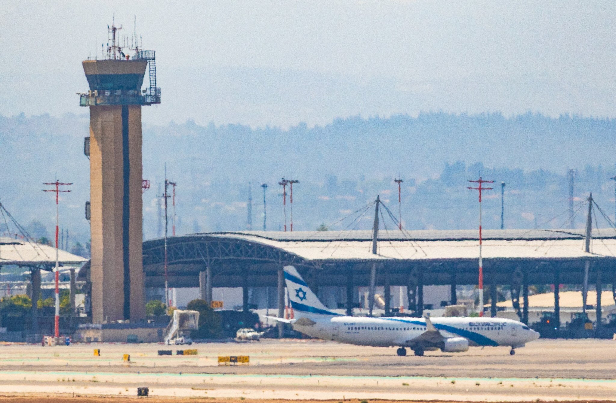 Middle East Airlines Suspend, Resume Flights Amid Regional Conflict