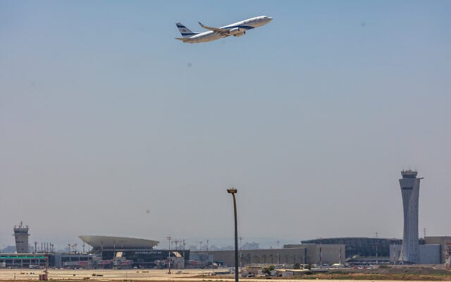 An El Al flight takes off from Ben Gurion International Airport, outside of Tel Aviv, June 19, 2025. (Yossi Aloni/Flash90)