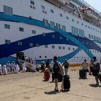Approximately 1500 Birthright Israel participants board a cruise ship in Ashdod, Israel headed for Larnaca, Cyrpus. (Erez Uzir/Birthright Israel via JTA)