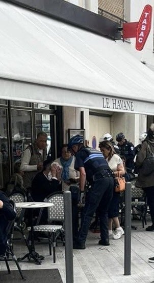 NextImg:Palestinian arrested for assaulting rabbi with a chair at a Paris cafe
