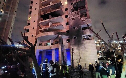 The scene in Petah Tikva after an Iranian ballistic missile attack, June 16, 2025. (Magen David Adom)