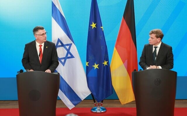 Foreign Minister Gideon Sa'ar (left) and his German counterpart Johann Wadephul speak at a press conference in Berlin, Germany, June 5, 2025. (Shalev Man)