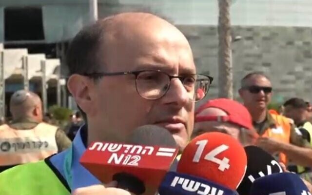 Soroka Medical Center Director-General Prof. Shlomi Kodesh speaks to the press about an Iranian missile strike at the hospital, June 19, 2025 (Video screenshot)