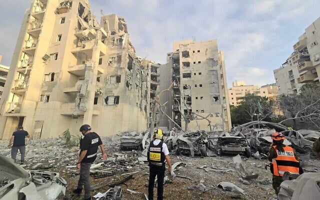 A building in the southern city of Beersheba is seen after being struck by an Iranian ballistic missile, June 24, 2025 (Magen David Adom)
