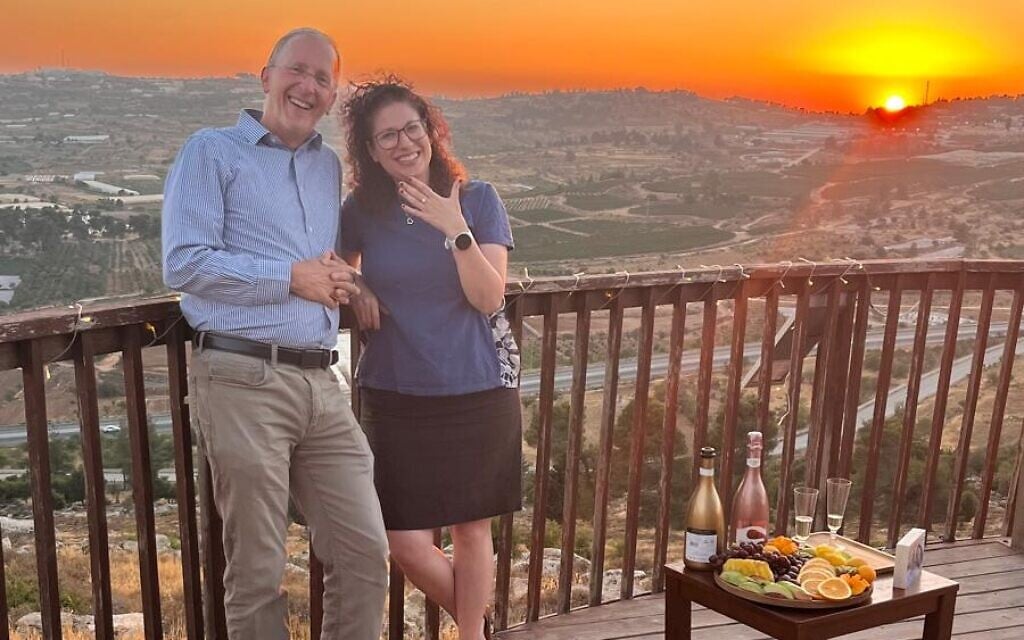 Two years after terrorists killed his wife and daughters, Leo Dee is set to remarry