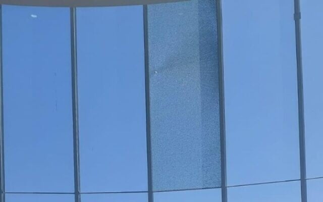 A shattered window at the Supreme Court building in Jerusalem, on the night of June 5, 2025 (Screenshot used in accordance with clause 27a of the copyright law) A shattered window at the Supreme Court building in Jerusalem, on the night of June 5, 2025 (Screenshot used in accordance with clause 27a of the copyright law)
