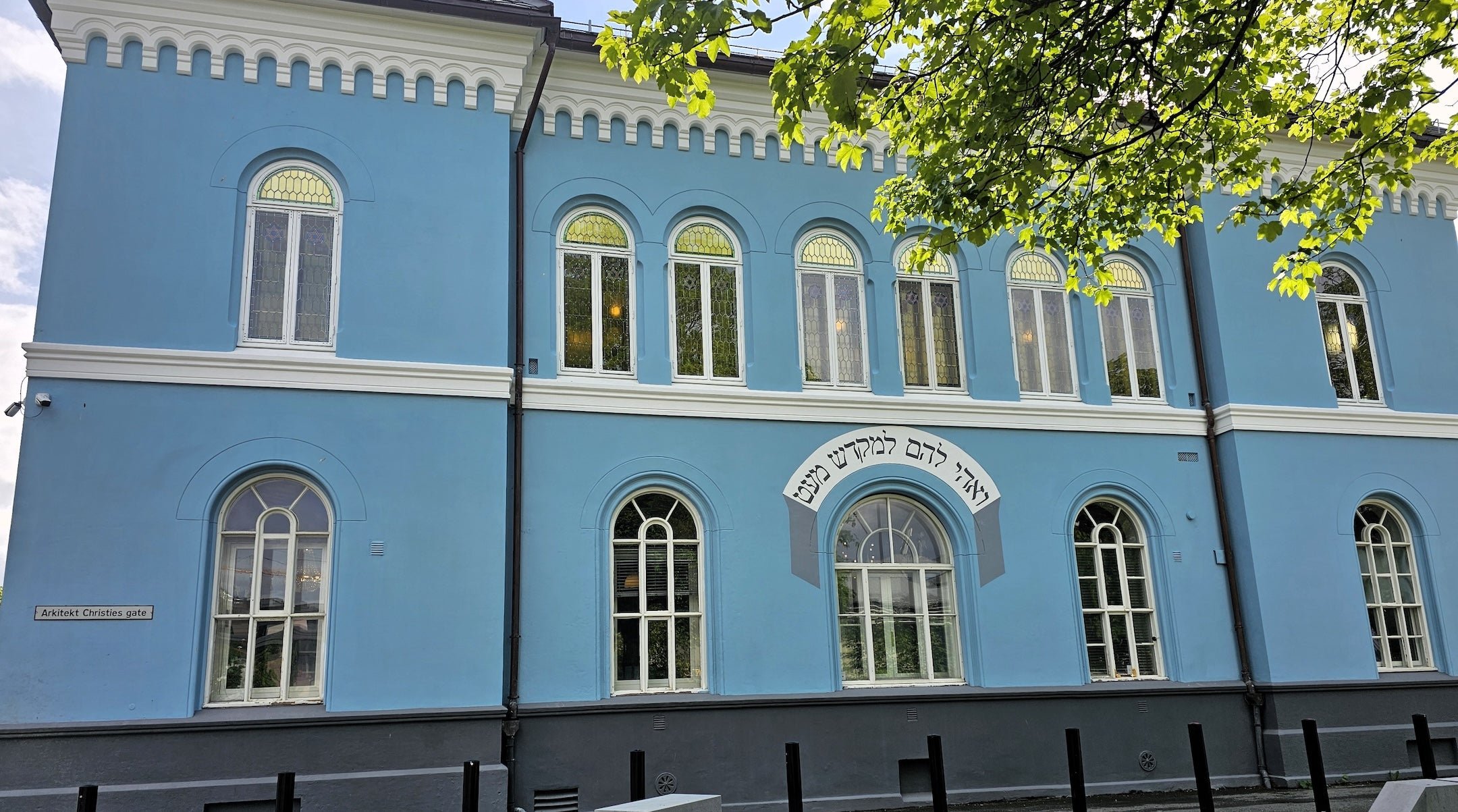 Just south of the Arctic, 100-year-old Norwegian synagogue has unique approach to Shabbat