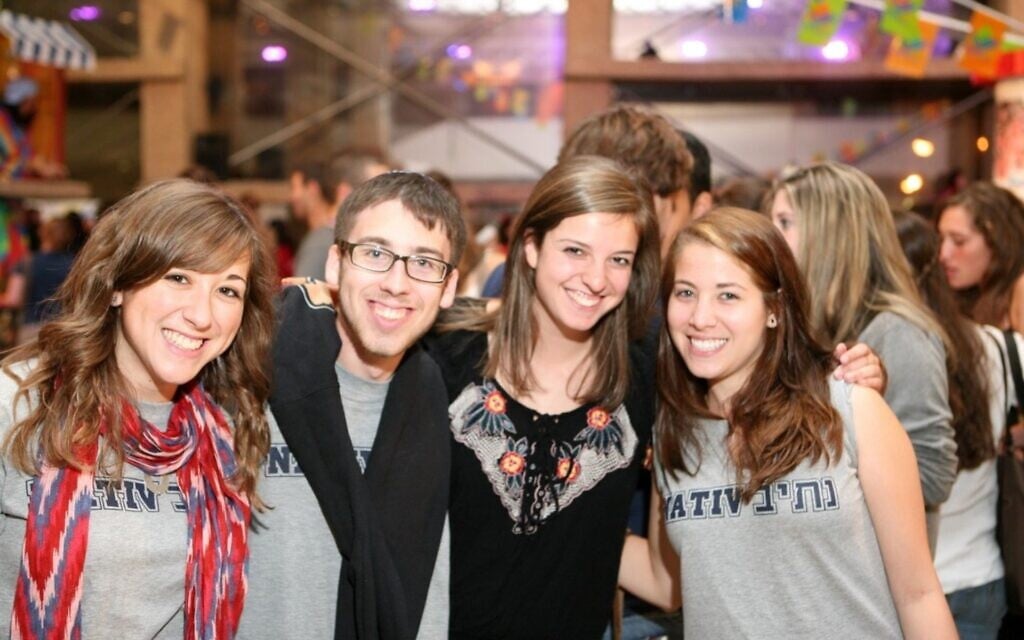 Conservative Judaism relaunches Israel gap-year program with Tel Aviv internships