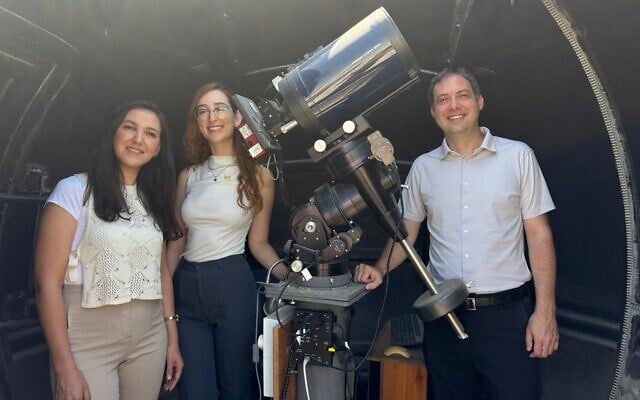 From left to right: Sara Faris, Yael Dgany, and Prof. Iair Arcavi of Tel Aviv University. (Courtesy/Tel Aviv University) From left to right: Sara Faris, Yael Dgany, and Prof. Iair Arcavi of Tel Aviv University. (Courtesy/Tel Aviv University)