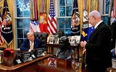 US President Donald Trump, left, meets Prime Minister Benjamin Netanyahu in the White House, July 8, 2025. (Avi Ohayon/GPO)