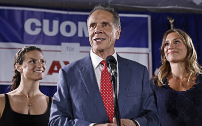 New York City mayoral candidate and former New York governor Andrew Cuomo (C) speaks during an election party following the primaries at the Carpenters Union in New York City on June 24, 2025. (John Lamparski / AFP)