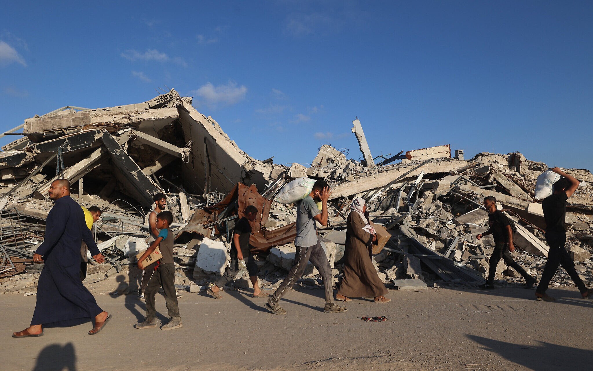 NextImg:32 said killed in IDF Gaza strikes; GHF says 2 US workers injured in attack on aid site