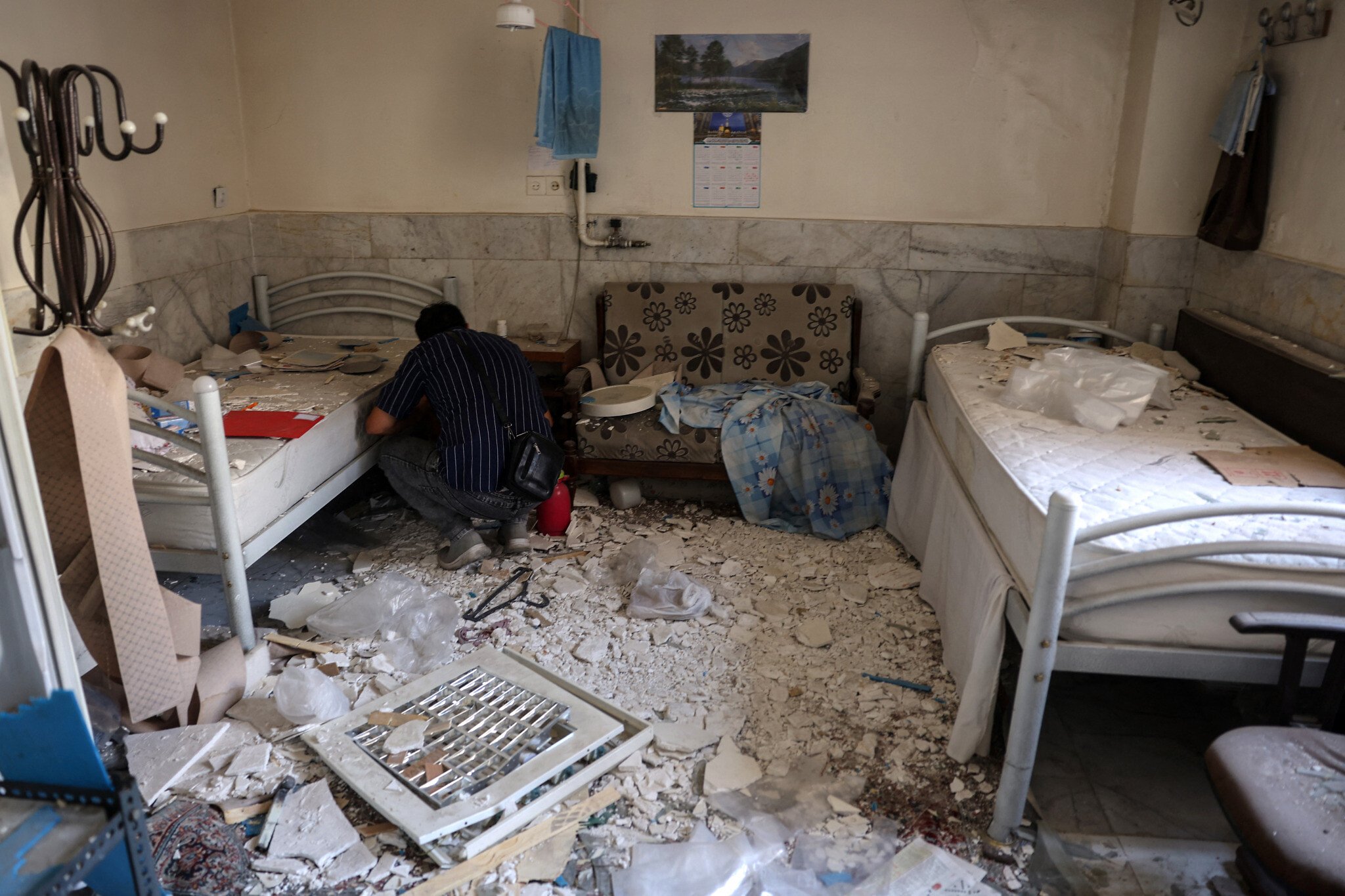 Iran invites Western journalists to tour notorious Evin Prison after Israeli strikes