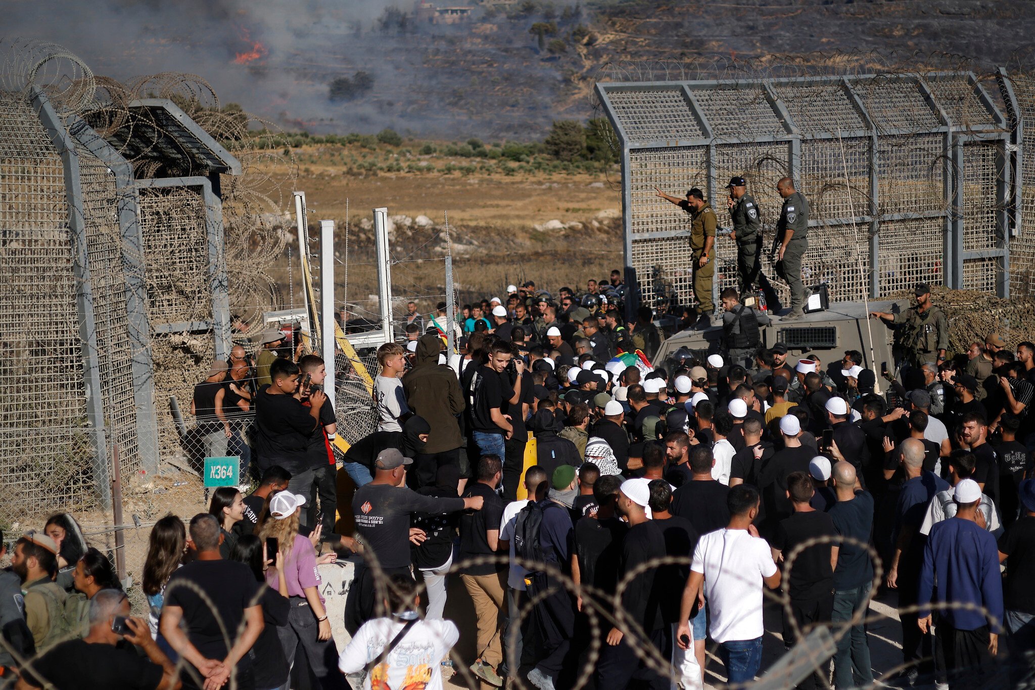 Syrian gov’t forces begin withdrawing from Sweida as Israel vows to protect Druze