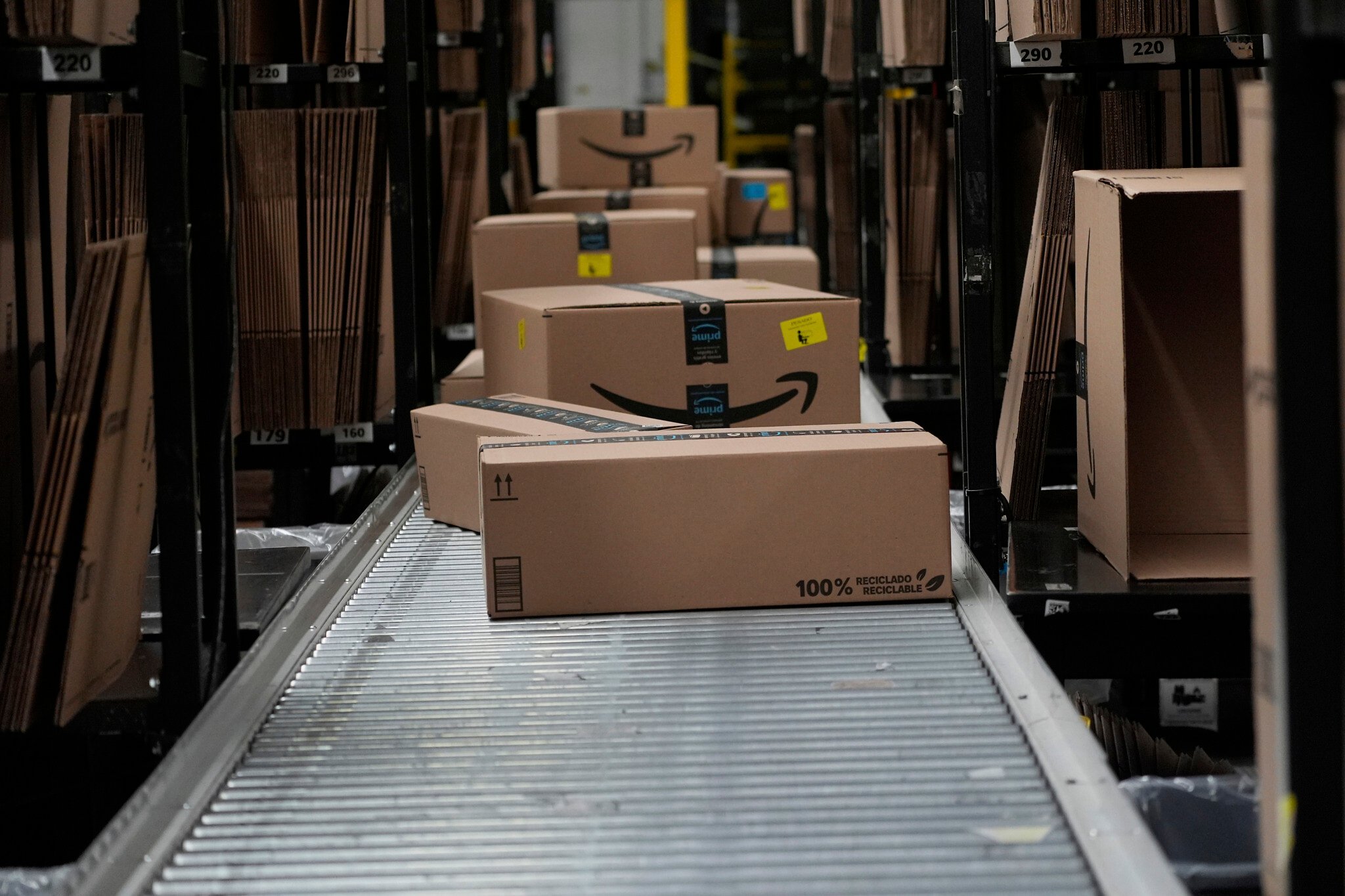 Amazon resumes deliveries to Israel after suspending service during war with Iran