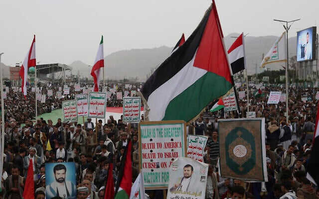 Houthi supporters shout slogans during an anti-US and anti-Israel weekly rally in Sanaa, Yemen, July 4, 2025. (AP Photo/Osamah Abdulrahman)