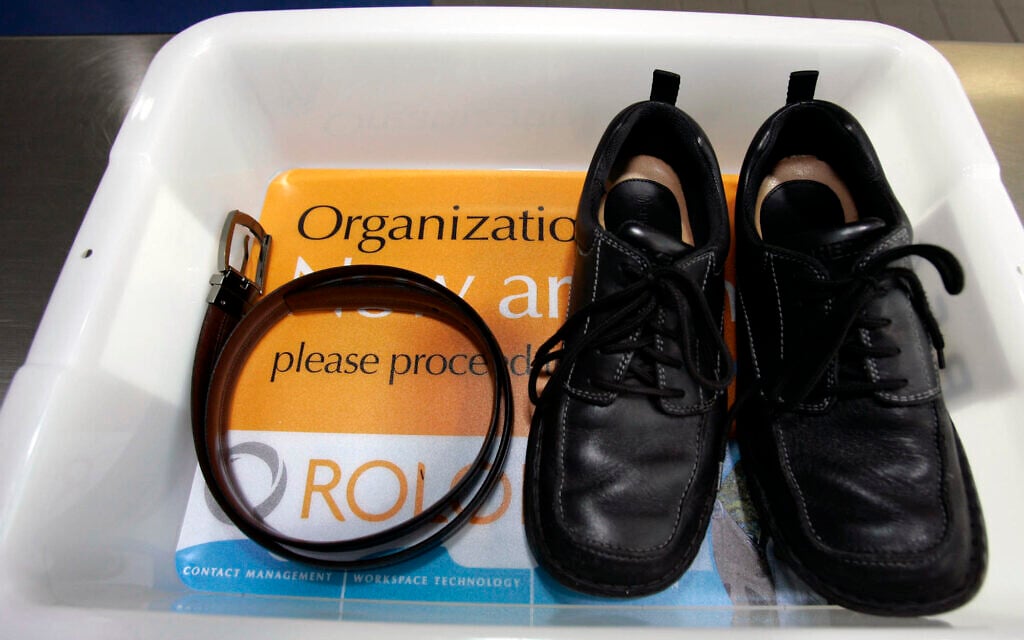 Travelers in the US may no longer need to remove shoes before boarding a plane Travelers in the US may no longer need to remove shoes before boarding a plane