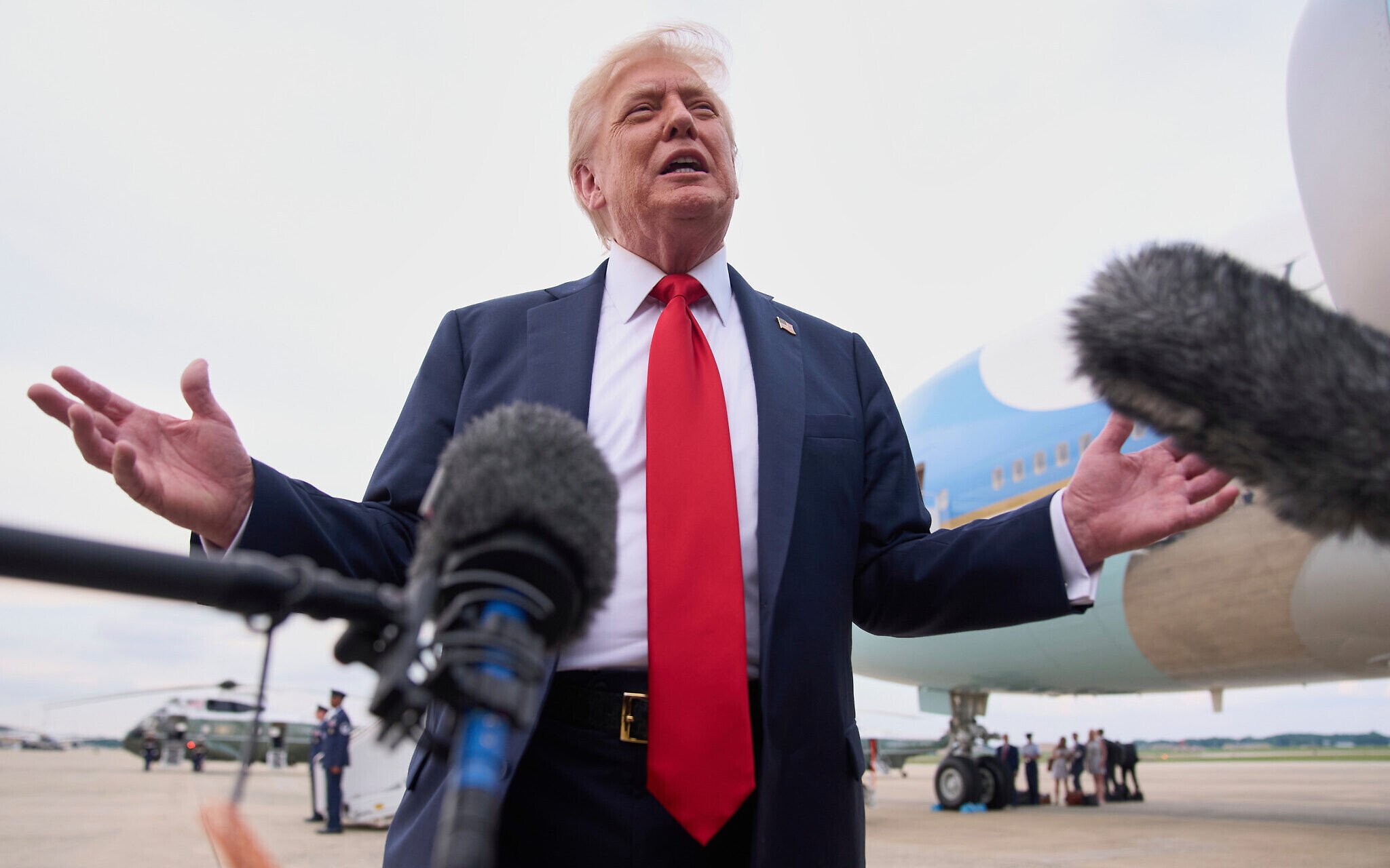 Trump hopes for Gaza deal within a week, as sources allege Netanyahu stalling
