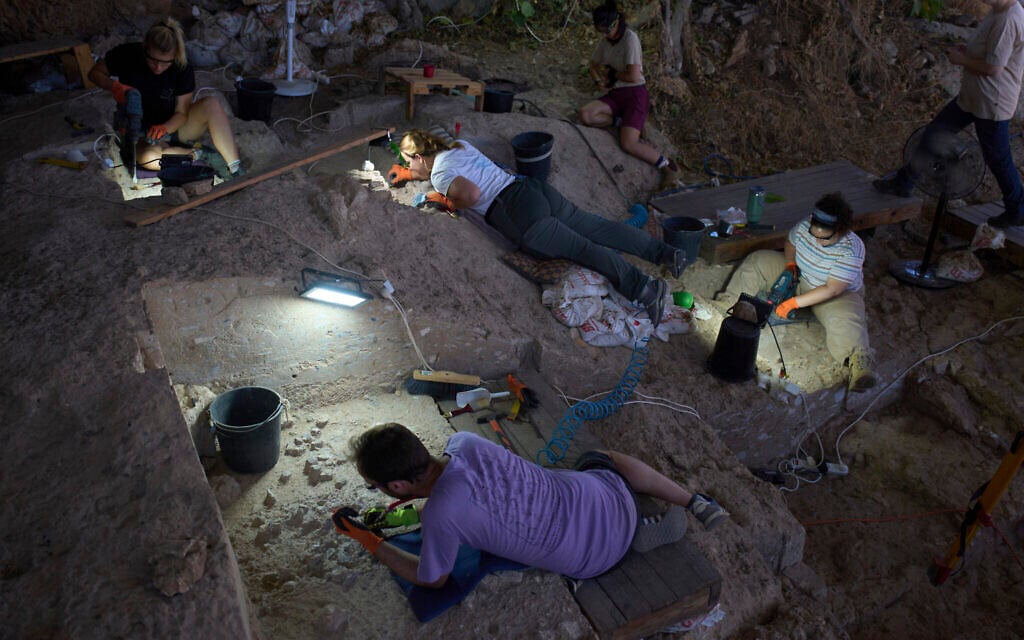 100,000-year-old burial site in Israel reveals complex rituals of early humans