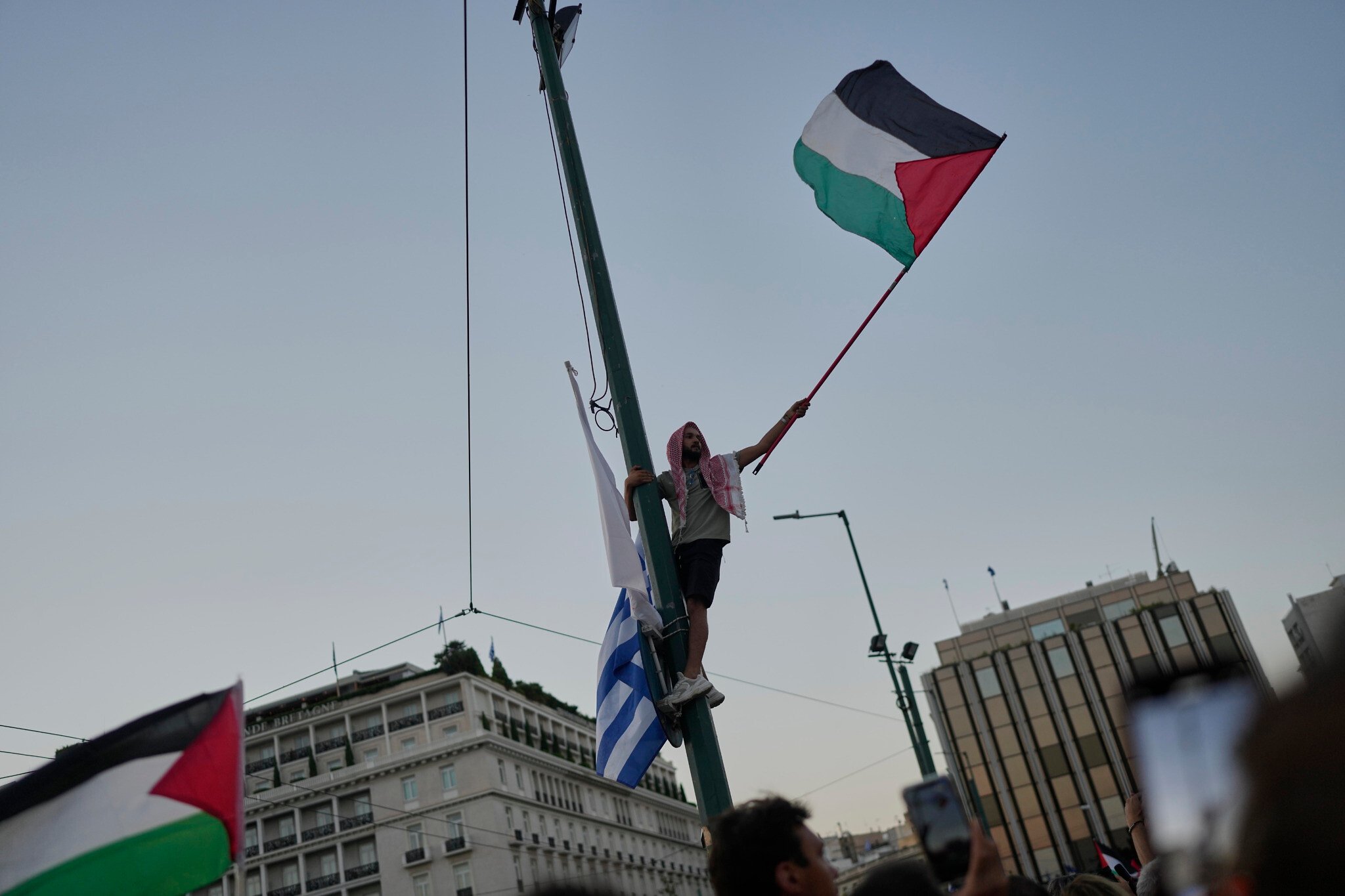 NextImg:Israeli man injured in reported clash with three Palestinian men in Athens