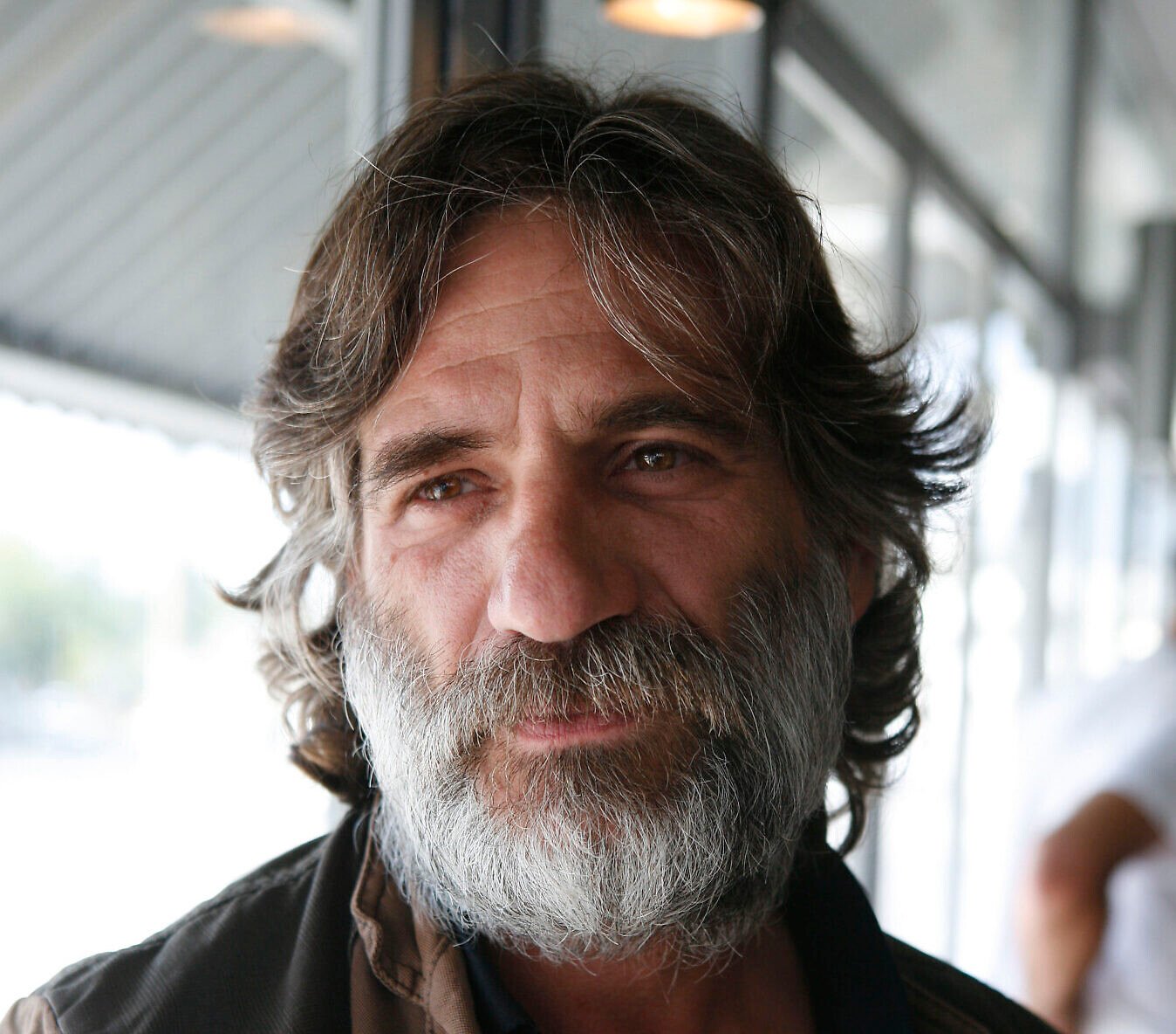 Israeli Actor Alon Abutbul Dies Aged 60 After Beach Collapse