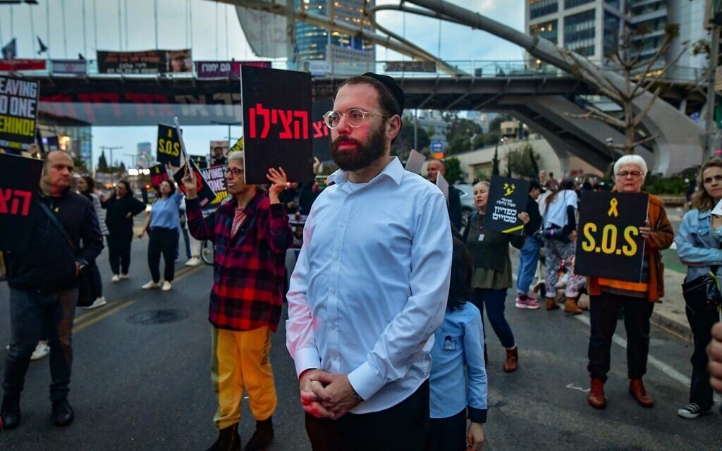 Police probe far-left Haredi journalist who cheered IDF soldiers’ deaths in Gaza
