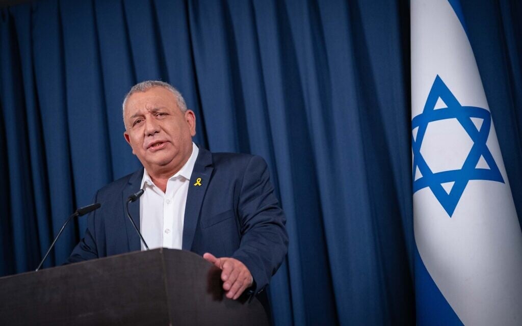 Outgoing National Unity MK Gadi Eisenkot holds a press conference in Tel Aviv, July 1, 2025. (Erik Marmor/Flash90)