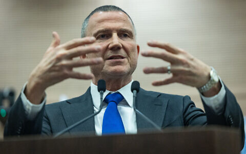Chairman of the Foreign Affairs and Defense Committee, Yuli Edelstein, delivers a statement to the media on the military draft law at the Knesset, in Jerusalem, July 15, 2025. (Yonatan Sindel/Flash90)