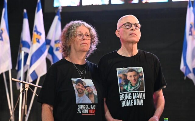 Aviva and Keith Siegel, after Keith's release home from Hamas captivity on February 1, 2025 (Courtesy)