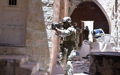 An undated illustrative photo of a fighter from Israel Police's elite YAMAM counterterror unit. (Israel Police)