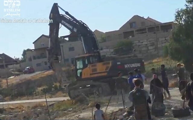 Footage filmed by Awdag Hathaleen, who was killed in a confrontation with a settler, moments before his death. The suspected shooter, Yinon Levy, can be seen confronting Palestinians. July 28, 2025. (B’Tselem)