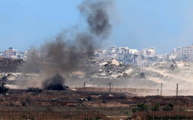 Smoke billowing during an Israeli strike on the Gaza Strip, on August 1, 2025. (Jack GUEZ / AFP)