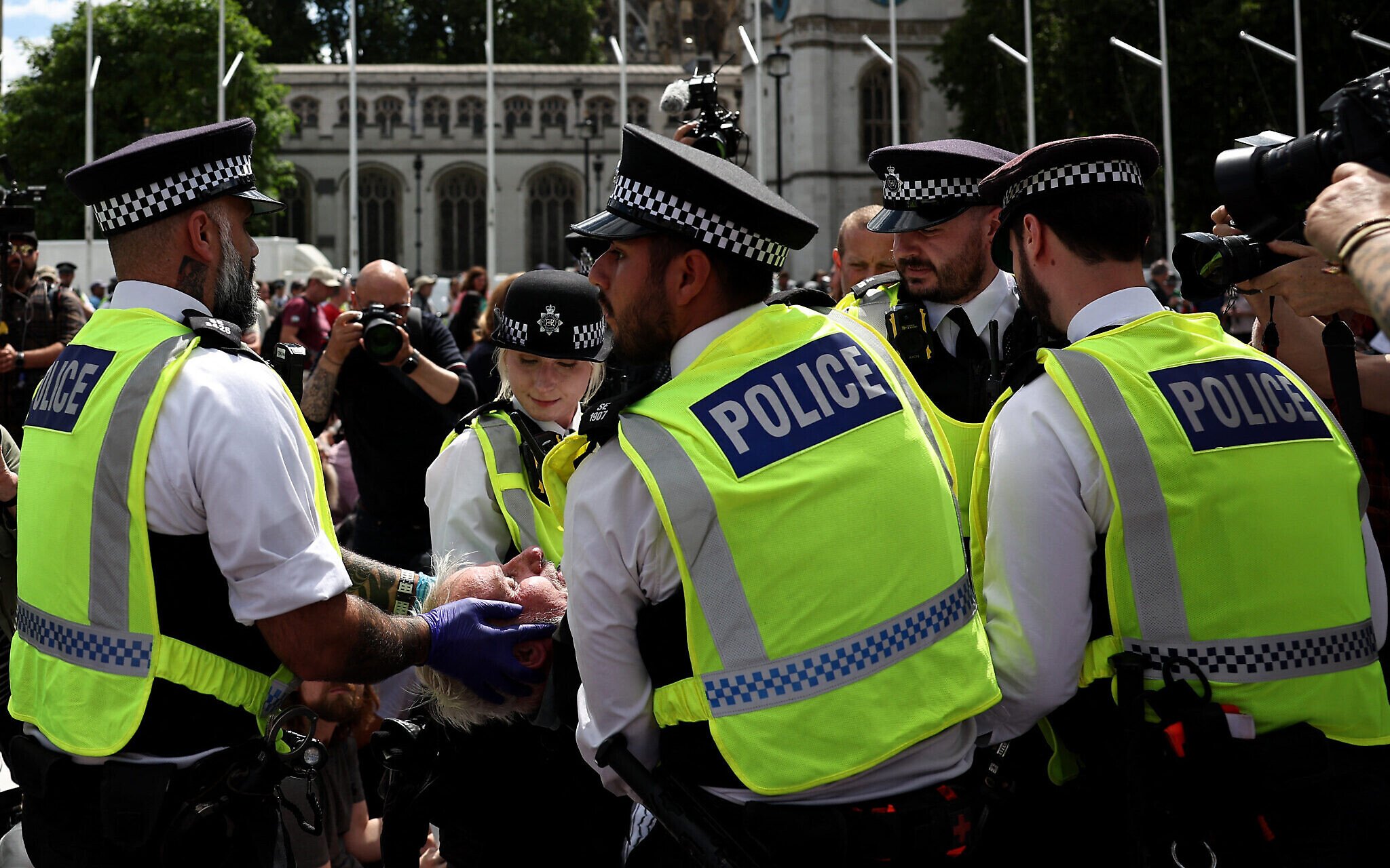 London police up arrest tally to 522 at rally for proscribed group Palestine Action
