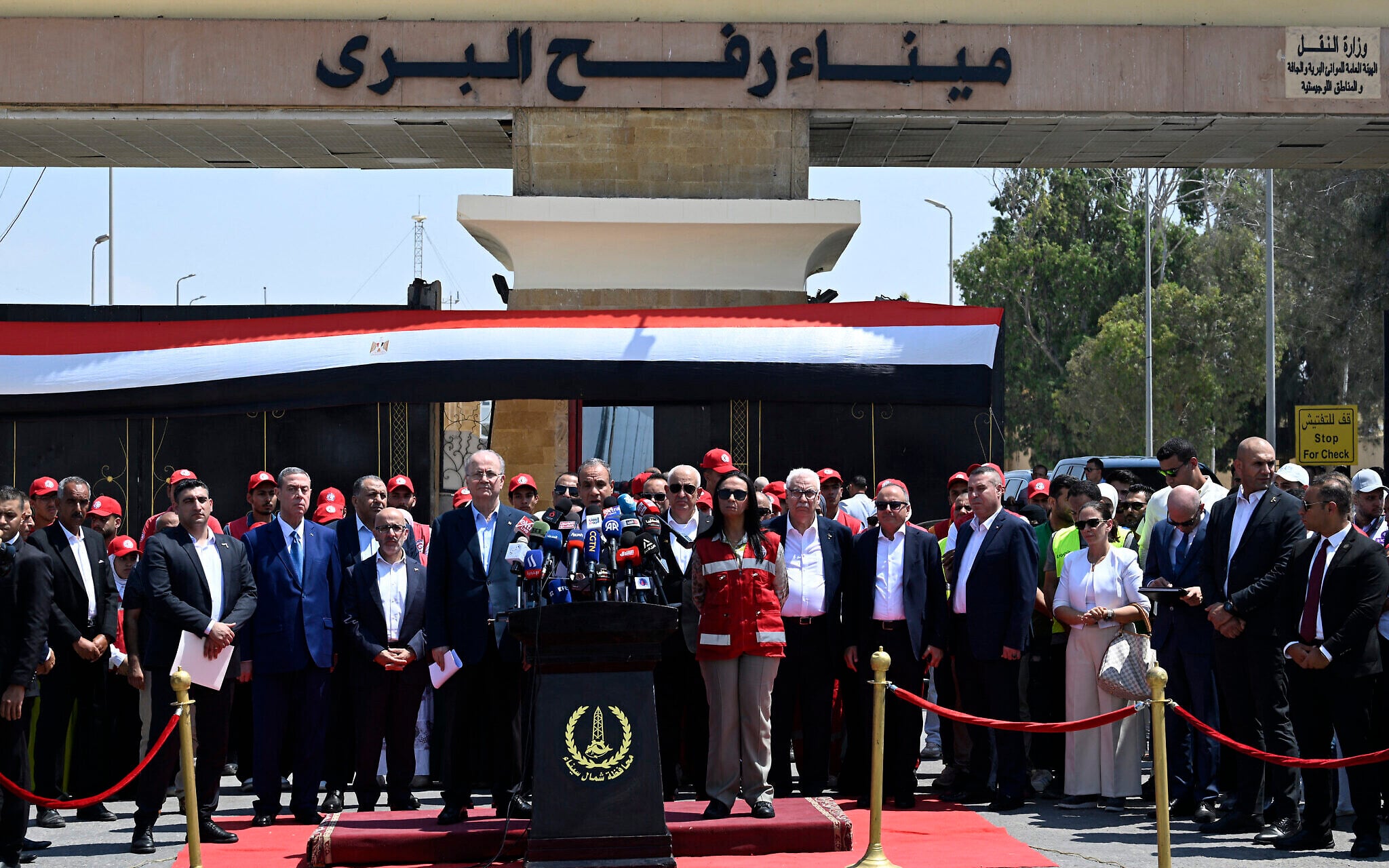Ministers reportedly decide to keep Rafah Crossing shut, bucking US pressure