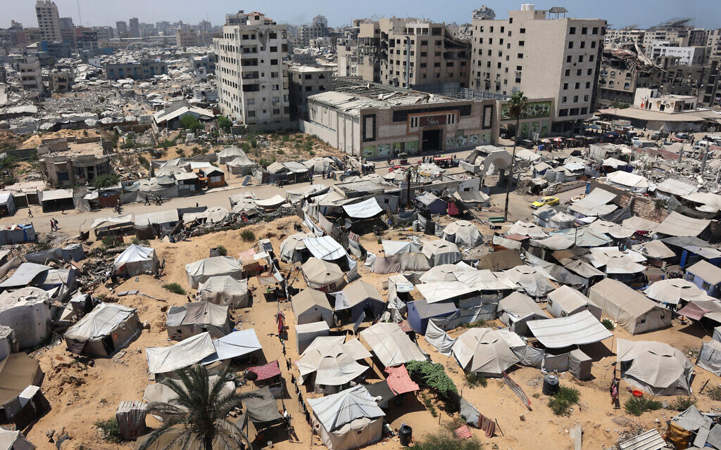 A picture taken on August 18, 2025, shows tents housing displaced Palestinians in Gaza City. (Omar Al-Qattaa/AFP)