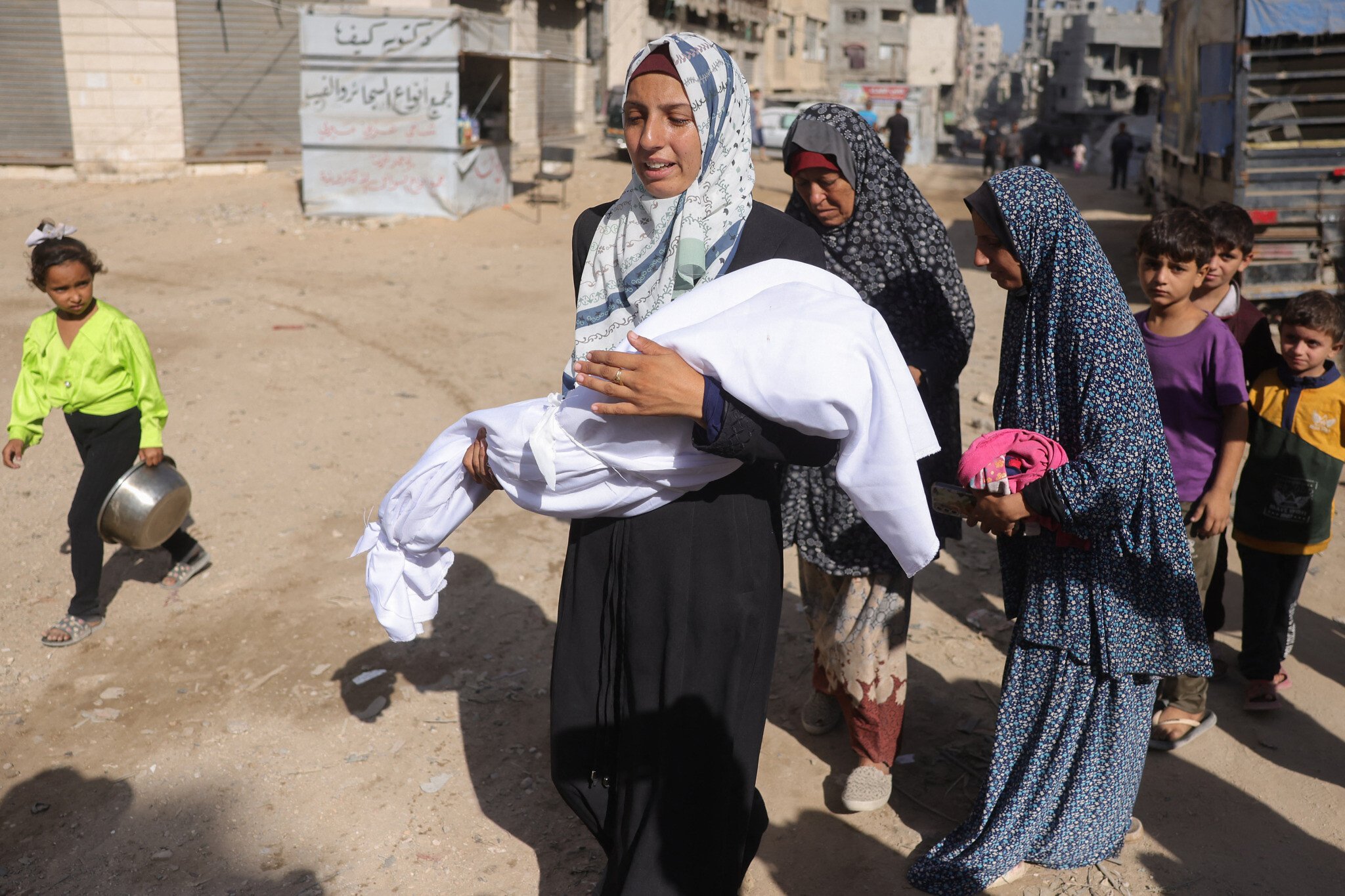 Gaza Health Ministry Reports Seven Hunger Deaths, Total Exceeds 330