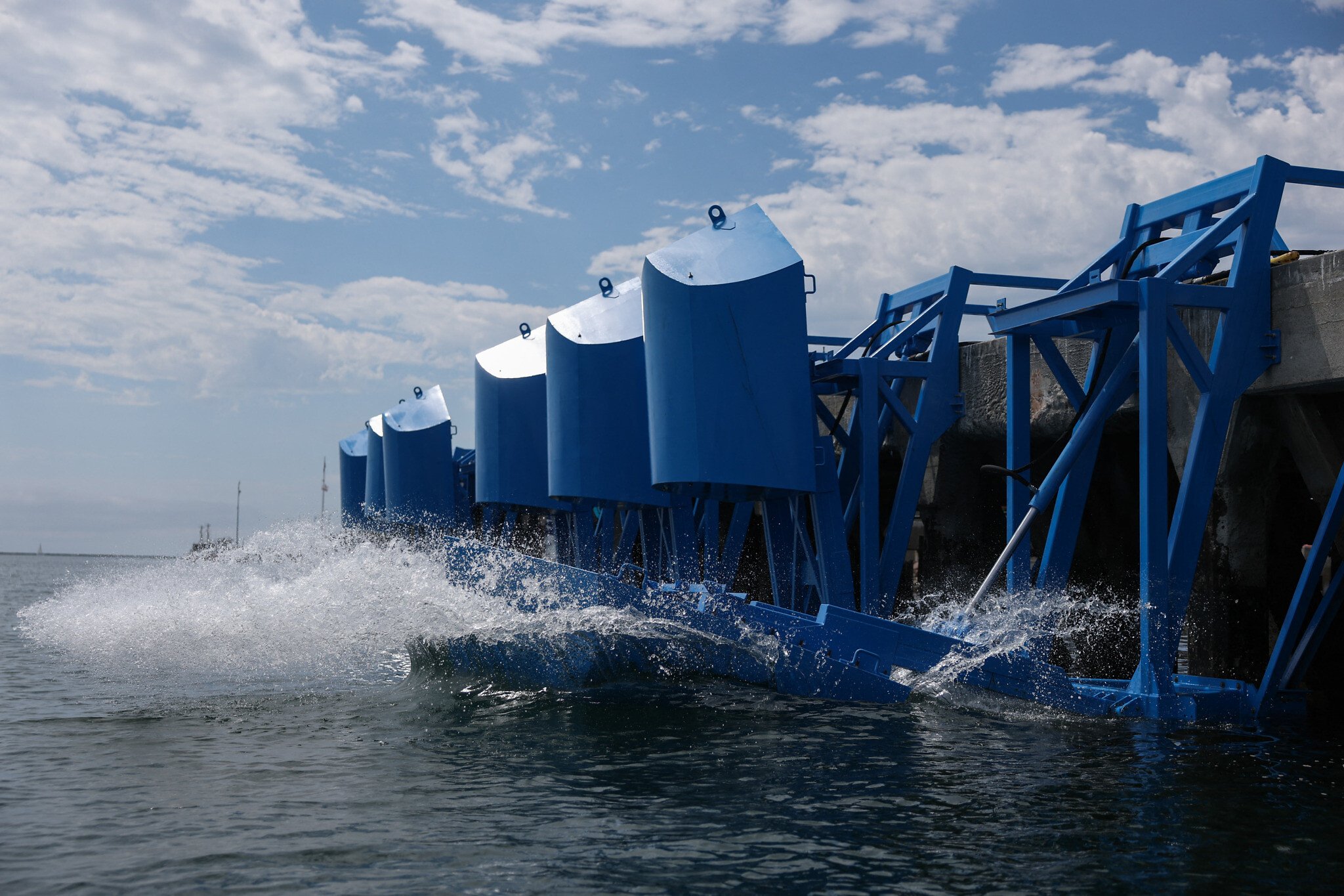 New wave: Israeli startup turns sea power into energy at Los Angeles port and beyond