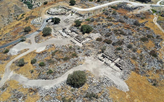 The mosaic of the elders' excavation area within one of Hippos’ living blocks. (Dr. Michael Eisenberg)
