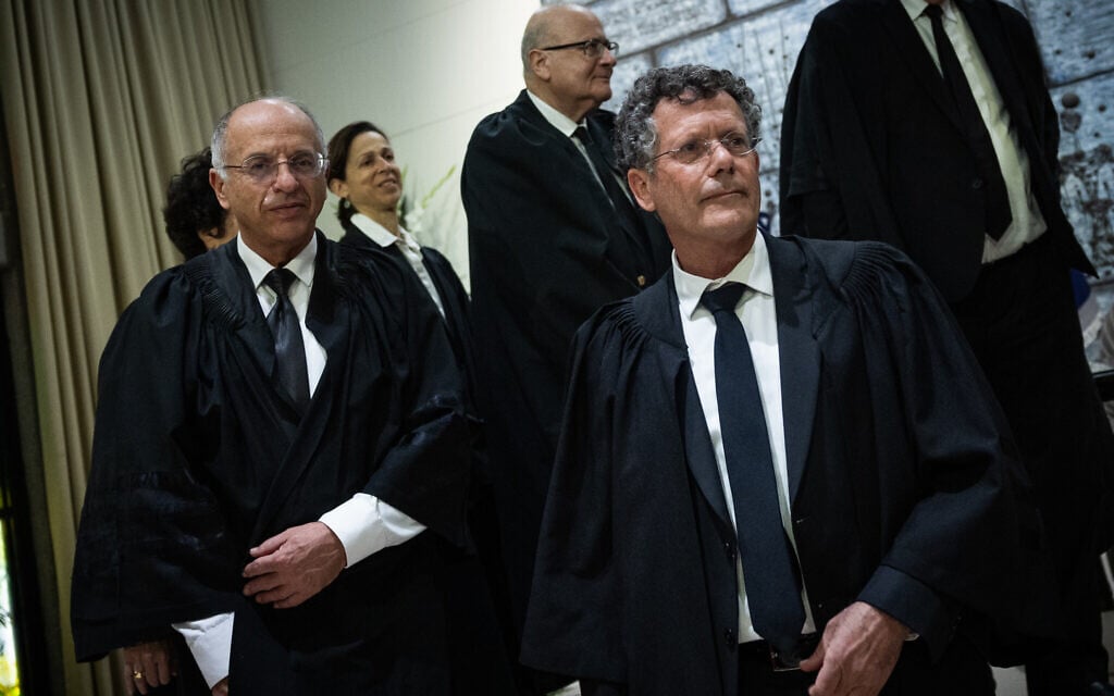 Police must obtain judicial warrants to search suspects’ phones, High Court rules
