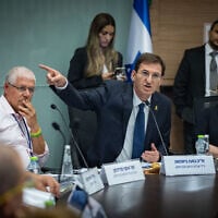 Likud MK Boaz Bismuth chairs a meeting of the Knesset Foreign Affairs and Defense Committee, August 12, 2025. (Yonatan Sindel/Flash90)