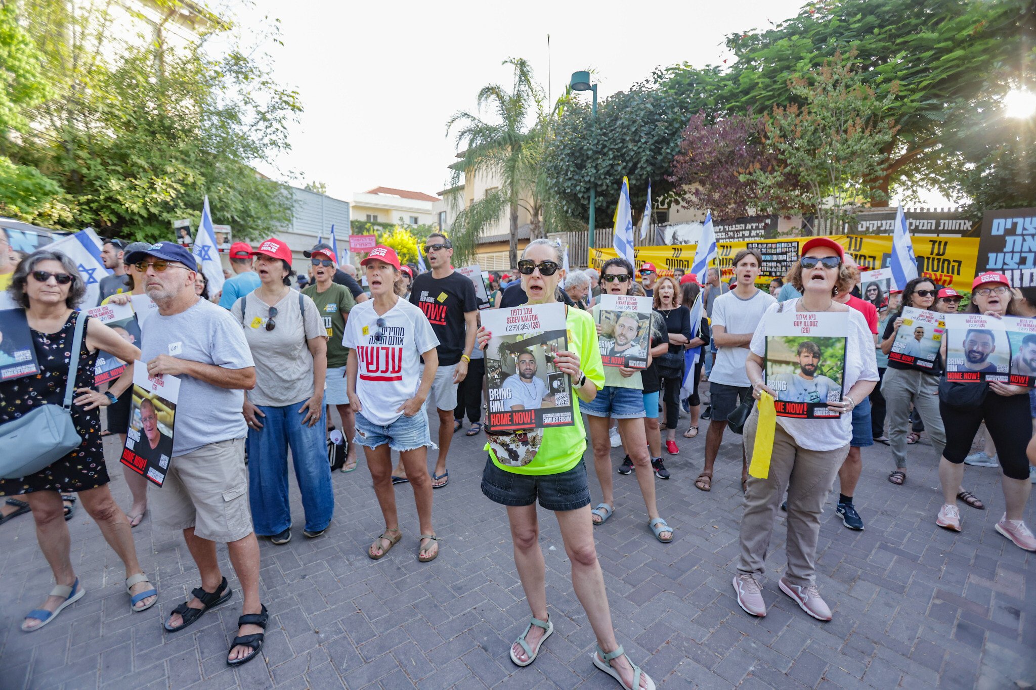 qirq yoshli ayol va 18 yoshli yigit Dadamning qizi jinsiy aloqa