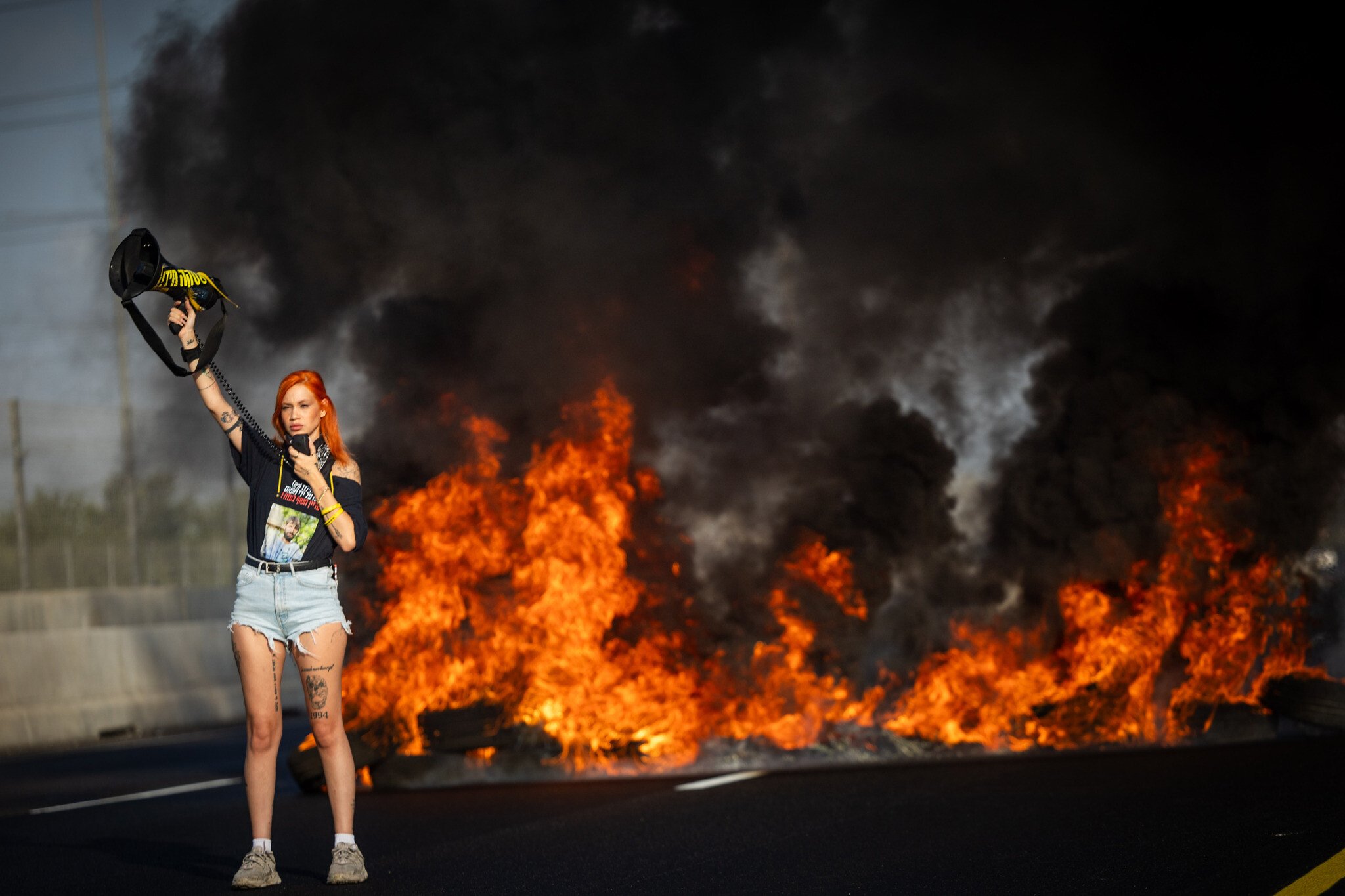 NextImg:Thousands demonstrate, block roads at start of nationwide day of protests for hostages