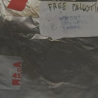 Kosher food tray with the words 'Free Palestin' written on the packaging, received by a Jewish passenger on Iberia Airlines flight from Buenos Aires to Madrid, in an incident made public on August 4, 2025. (Delegation of Argentine Jewish Associations)