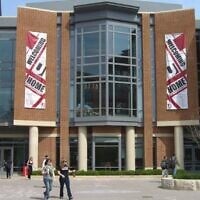 A view of the campus at Ohio State University (Robert Chriss, Wikimedia Commons, CC BY-SA)