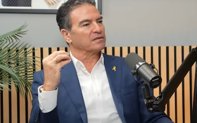 Former Mossad chief Yossi Cohen in an interview on the Yasmin Lukatz Podcast, August 26, 2025. (Screenshot/YouTube)